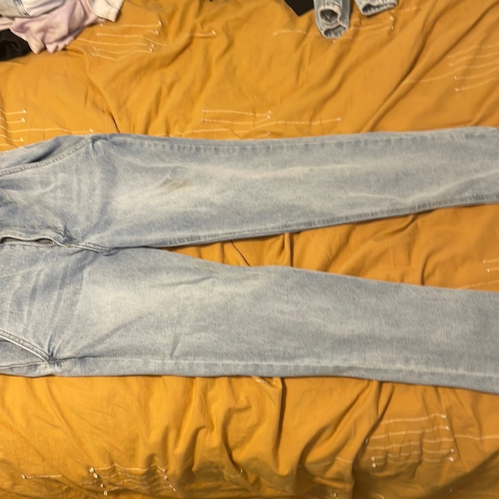 Women’s skinny jeans